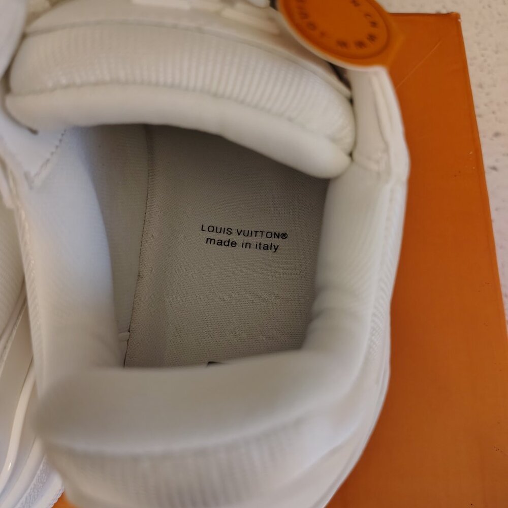 Louis Vuitton LV Trainer Women's Size 8.5 Men's 7 Triple White Custom Sneakers - Picture 2 of 12